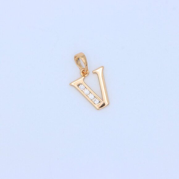 "Rose Gold Letter V Pendant with Sparkling Crystals – Chic Jewelry, XPPT1371 - Picture 11 of 13